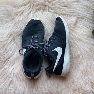 Women’s Nike Roshe One